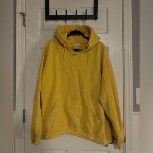 XL yellow Nike hoodie